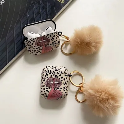 leopar desenli ponpon airpods 1/2 nesil uyumlu kılıf (ponpon aksesuar dahil)