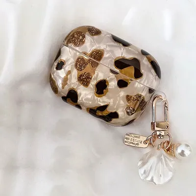 leopar desenli şeffaf silikon airpods 4. nesil kılıfı (charm aksesuar dahil)